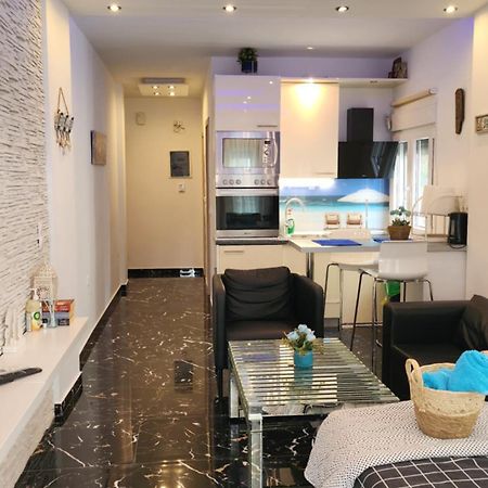 Totani Lux Appartement Peraía Buitenkant foto