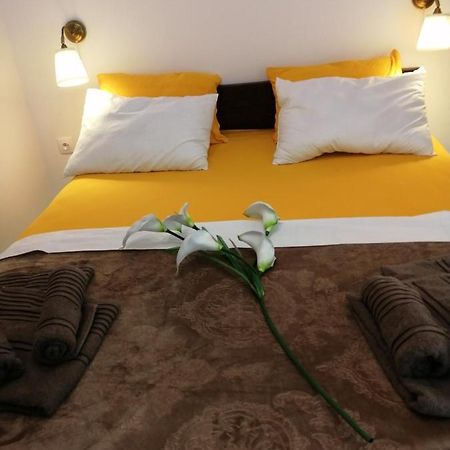 Totani Lux Appartement Peraía Buitenkant foto