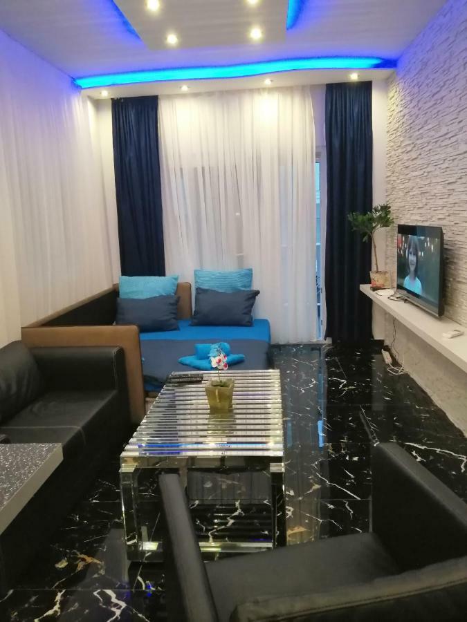 Totani Lux Appartement Peraía Buitenkant foto