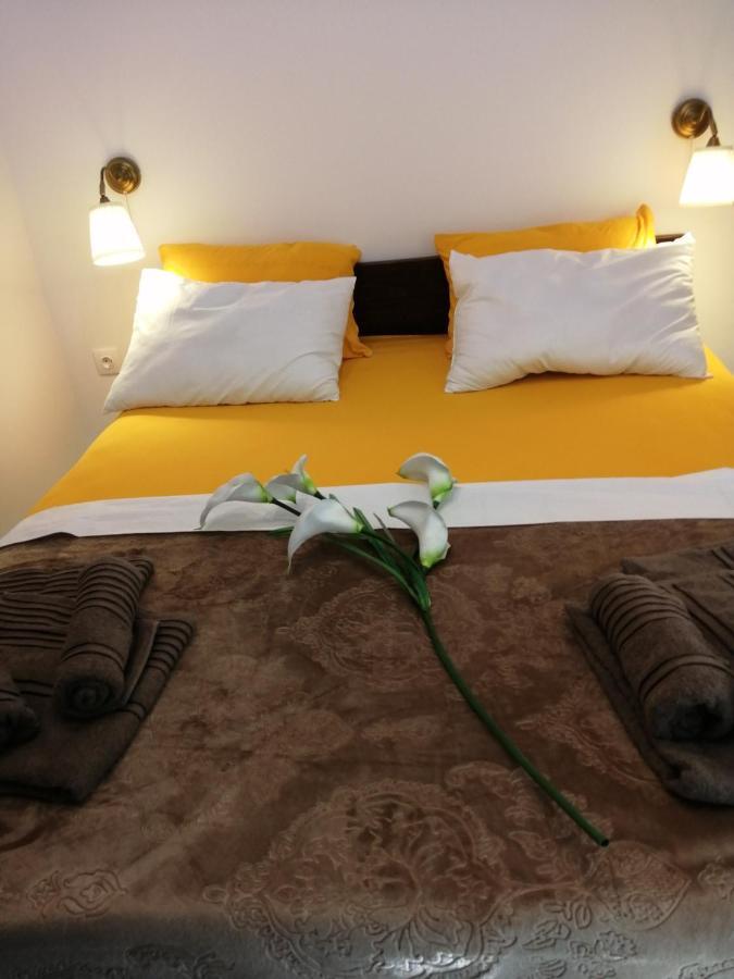 Totani Lux Appartement Peraía Buitenkant foto