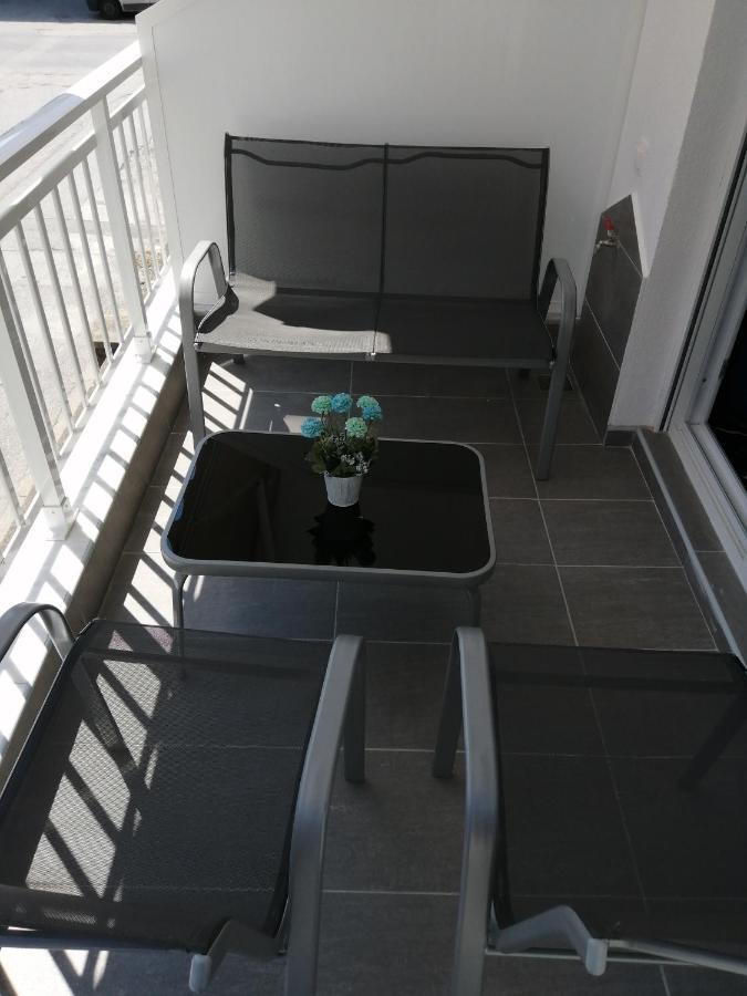 Totani Lux Appartement Peraía Buitenkant foto