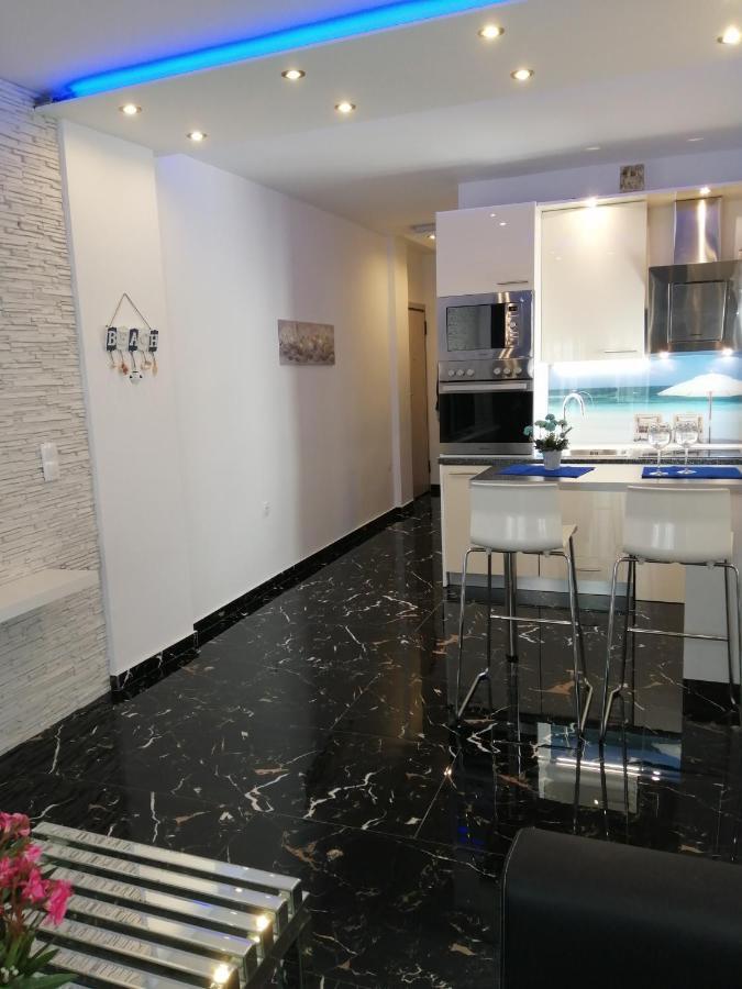 Totani Lux Appartement Peraía Buitenkant foto